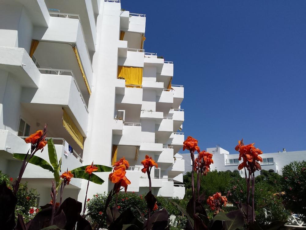 Hamilton Court Aparthotel Santo Tomás Exterior foto